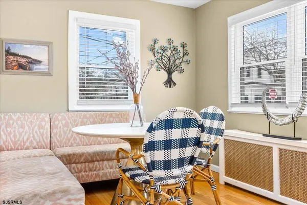 6501 Winchester Ave, Ventnor, NJ 08406