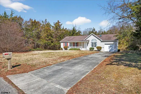 8 Meadows Edge Dr, Cape May Court House, NJ 08210-9999