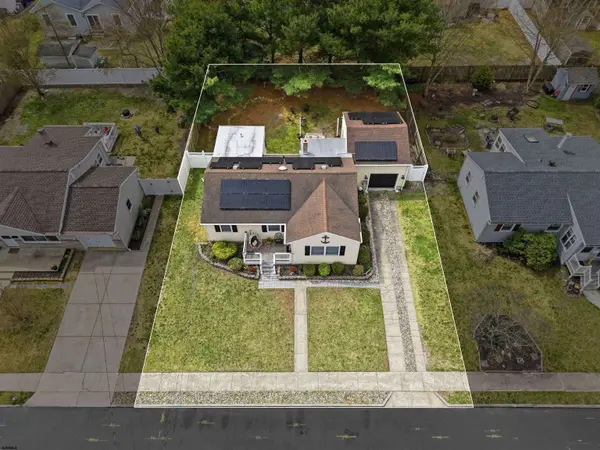 210 Ridgewood Dr, Northfield, NJ 08225