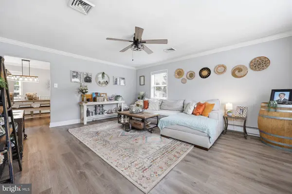 210 RIDGEWOOD DR, Northfield, NJ 08225