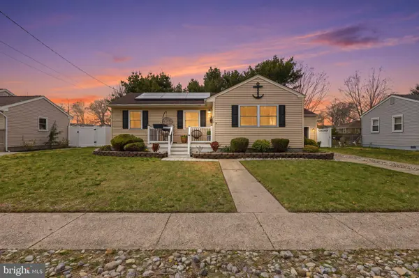 210 RIDGEWOOD DR, Northfield, NJ 08225