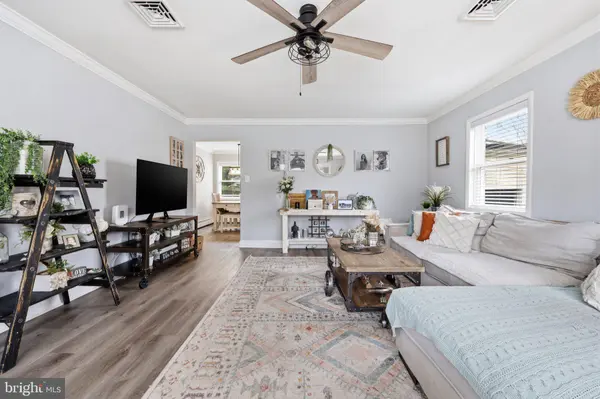 210 RIDGEWOOD DR, Northfield, NJ 08225