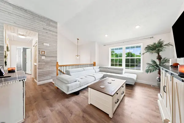 2 E Ridgewood Ave, Galloway Township, NJ 08205-9999