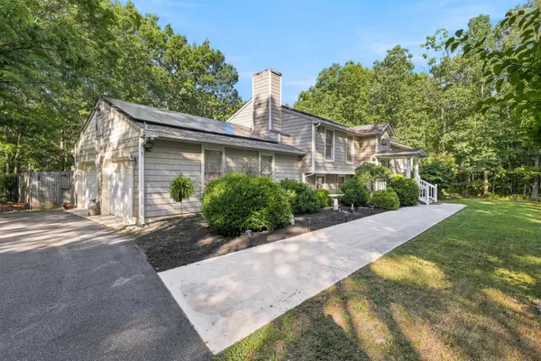 6 Manchester Court, Mays Landing, NJ 08234