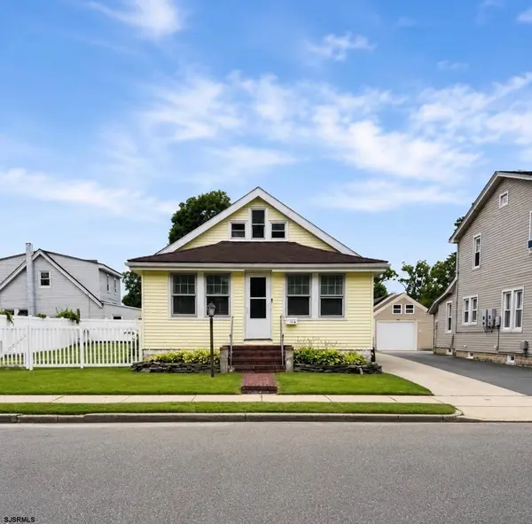208 Jackson Ave