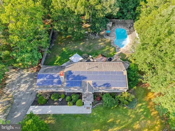 6 MANCHESTER CT, Egg Harbor Township, NJ 08234