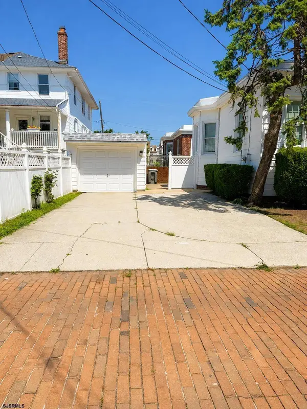54 N Harrisburg Ave, Lower Chelsea, NJ 07004-9999