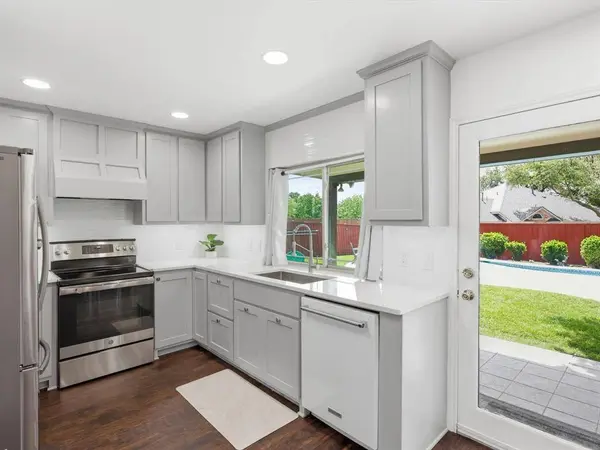 1920 Avignon Court, Carrollton, TX 75007