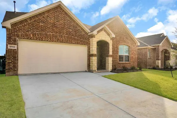 8700 Whistling Duck Drive, Mckinney, TX 75071