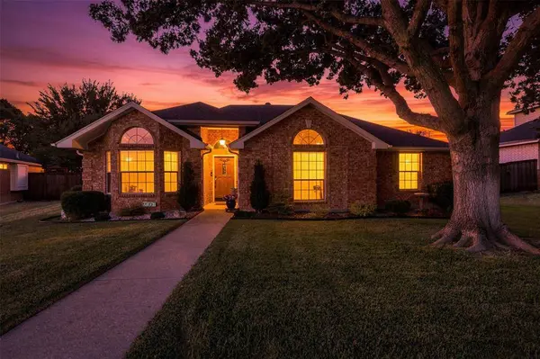2307 Bristol Drive, Carrollton, TX 75006