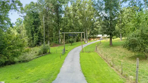 300 Cooley Road, Campobello, SC 29322