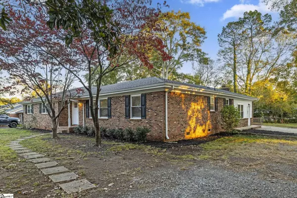 104 Sunline Place, Spartanburg, SC 29307