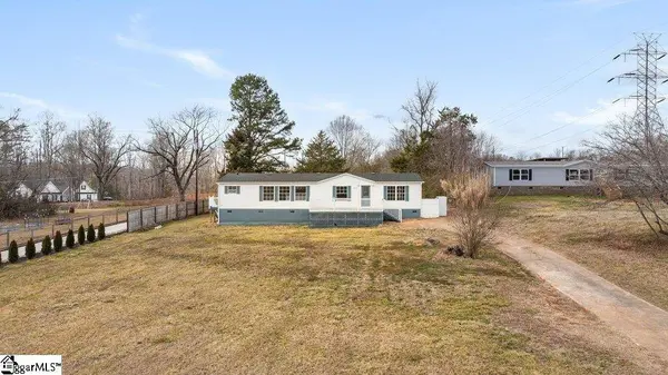 335 Groce Meadow Road, Taylors, SC 29687