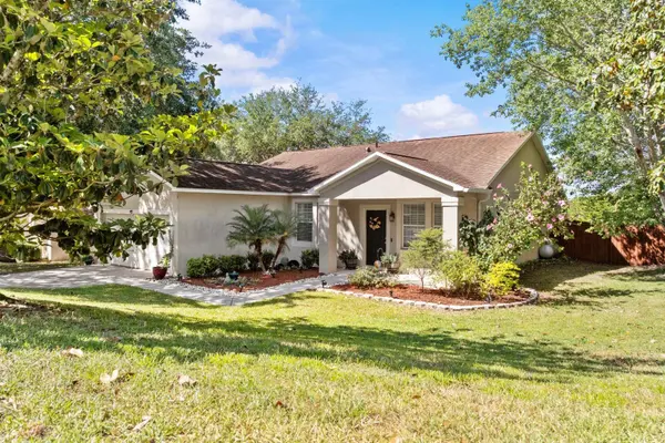 1212 WINDY BLUFF DR, Minneola, FL 34715