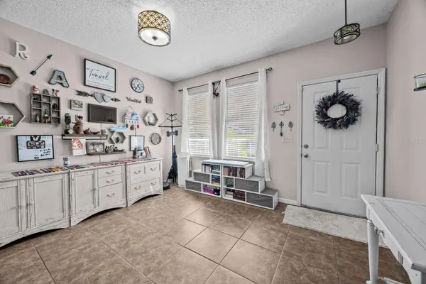 1212 WINDY BLUFF DR, Minneola, FL 34715