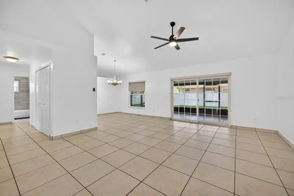 2834 BOLTON BND, Orlando, FL 32817