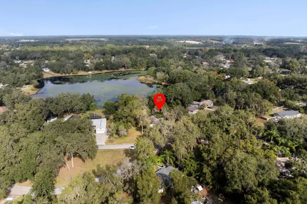 16149 E SPRING LAKE BLVD, Fruitland Park, FL 34731