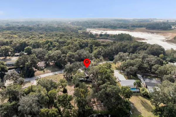 16149 E SPRING LAKE BLVD, Fruitland Park, FL 34731