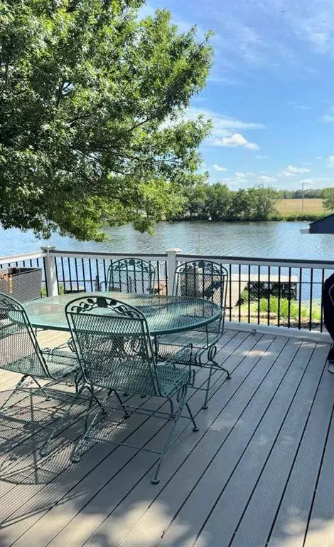 15923 S Gardner PL, Gardner, KS 66030