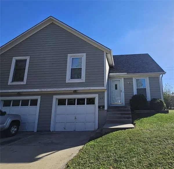 619/621 E Shawnee ST, Gardner, KS 66030