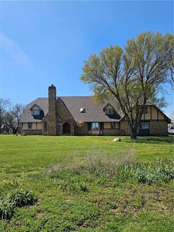21898 Sunflower RD, Edgerton, KS 66021