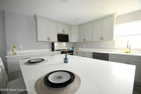 2500 Eagle DR #4-d, Melbourne, FL 32935