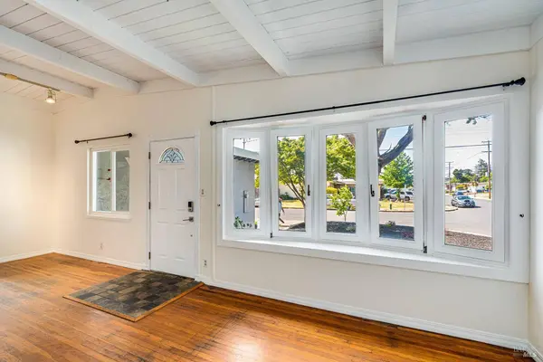 2396 Barry ST, Napa, CA 94559