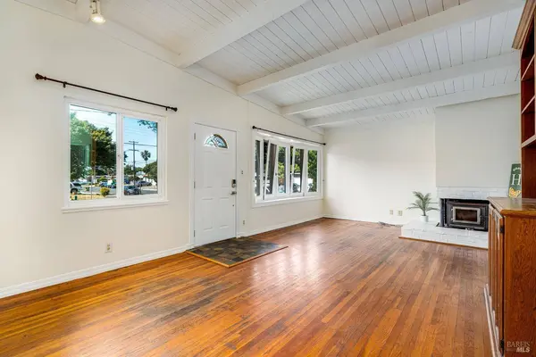 2396 Barry ST, Napa, CA 94559