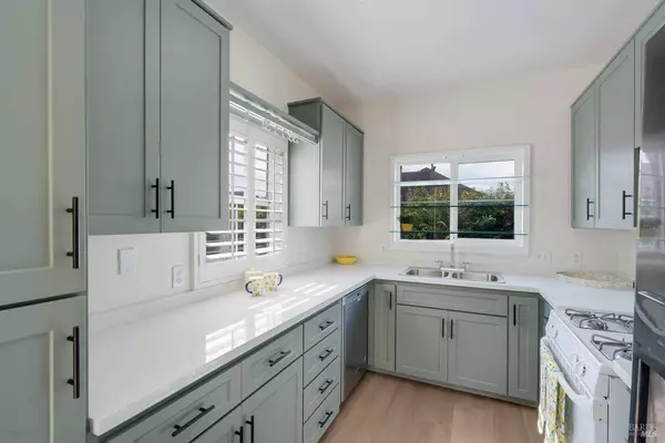 32 Bridgegate WAY, Napa, CA 94559