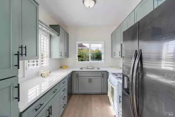 32 Bridgegate WAY, Napa, CA 94559