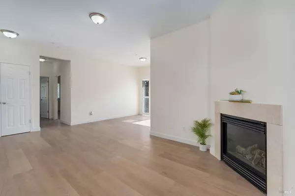 32 Bridgegate WAY, Napa, CA 94559