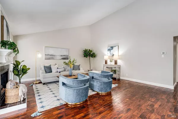 1022 East AVE, Napa, CA 94559