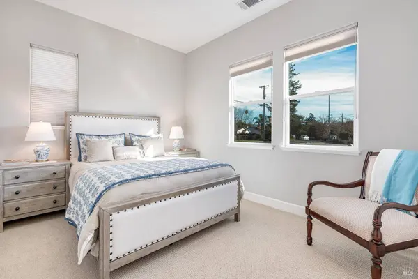1155 La Pintura LN, Napa, CA 94558