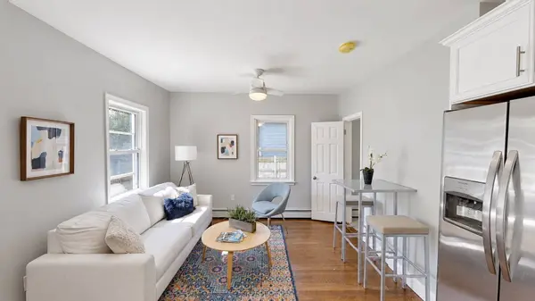836 Canterbury St, Boston, MA 02131