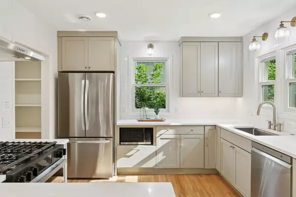 Saint Louis Park, MN 55416,2930 Salem Ave