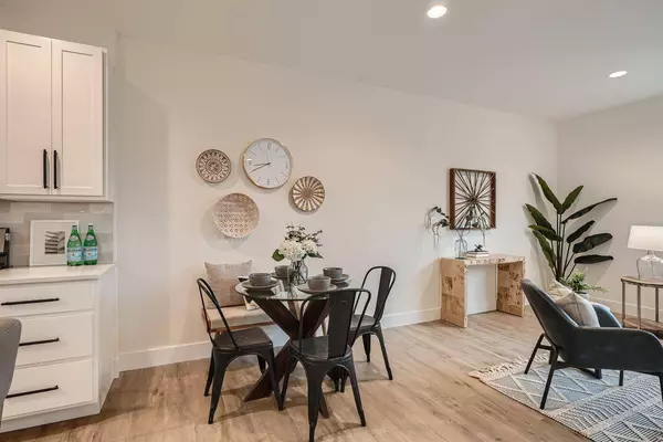 Maplewood, MN 55119,1995 11th Ave E #Unit 1