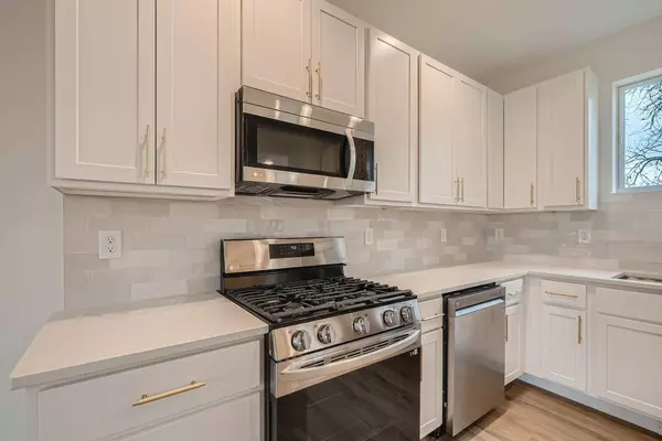 Maplewood, MN 55119,1995 11th Ave E #Unit 2