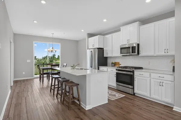 8658 London Cir NE #B, Blaine, MN 55449-7415
