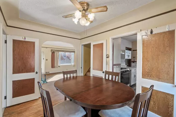 1627 Russell AVE N, Minneapolis, MN 55411