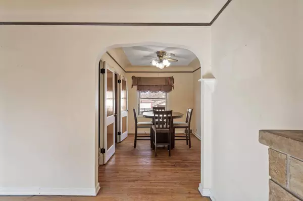 1627 Russell AVE N, Minneapolis, MN 55411