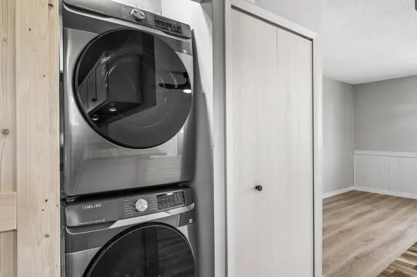 2615 Brookdale LN, Brooklyn Park, MN 55444