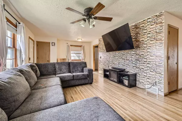 4200 61st AVE N, Brooklyn Center, MN 55429