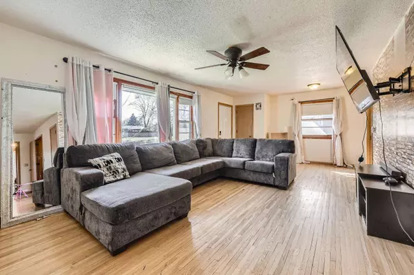 4200 61st AVE N, Brooklyn Center, MN 55429