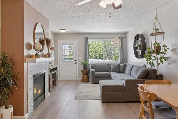 17516 Gillette WAY #8059, Lakeville, MN 55044