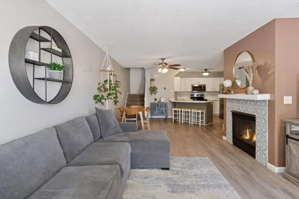 17516 Gillette WAY #8059, Lakeville, MN 55044