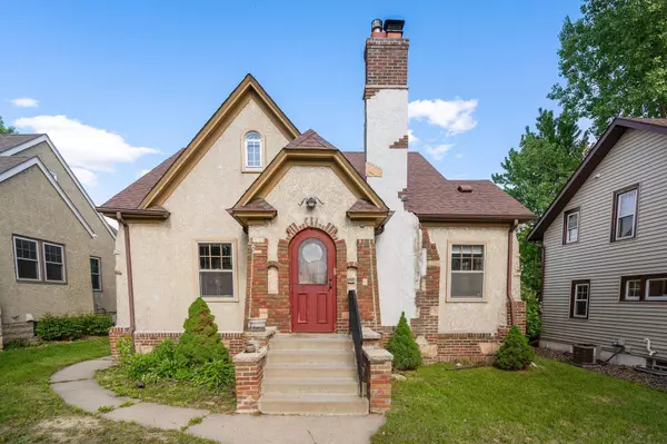 3330 Irving AVE N, Minneapolis, MN 55412