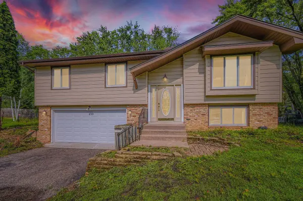 7808 Shingle Creek DR, Brooklyn Park, MN 55443