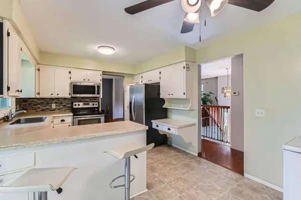 7808 Shingle Creek DR, Brooklyn Park, MN 55443