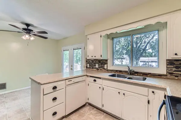 7808 Shingle Creek DR, Brooklyn Park, MN 55443