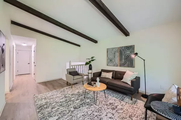 8222 Brandywine Pkwy, Brooklyn Park, MN 55444